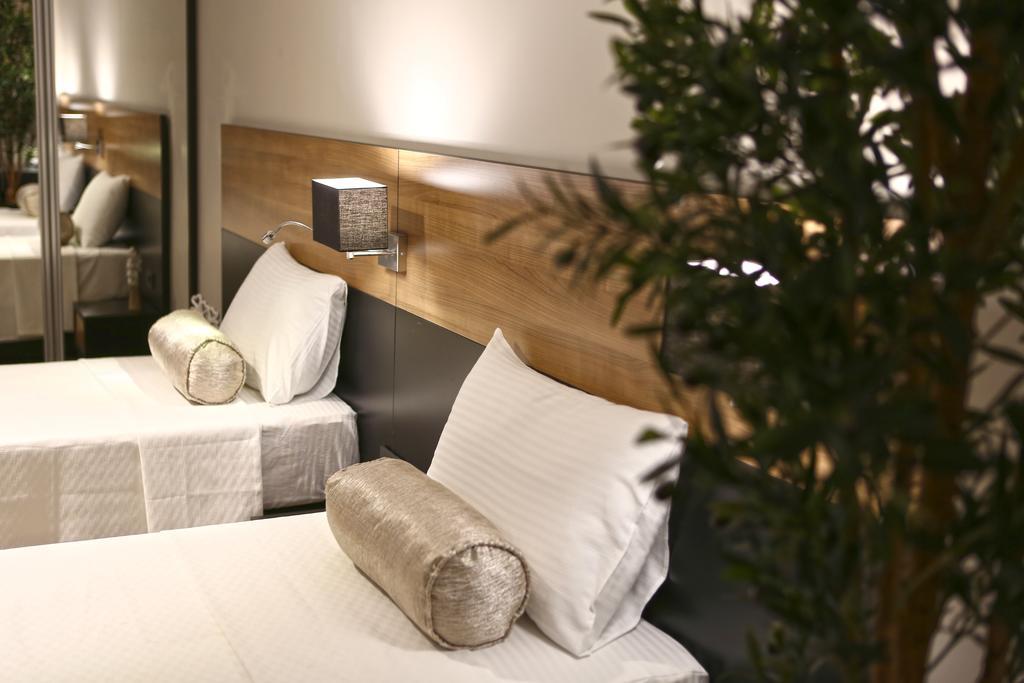 אודיירן Kalevera Hotel מראה חיצוני תמונה