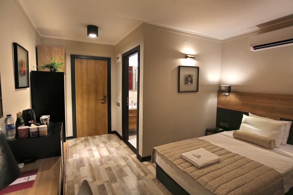 אודיירן Kalevera Hotel מראה חיצוני תמונה