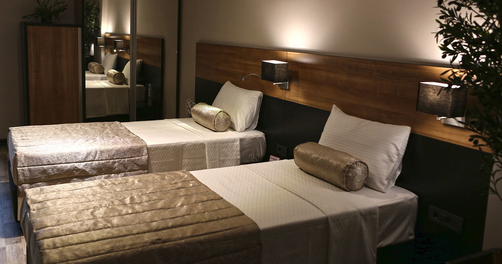 אודיירן Kalevera Hotel מראה חיצוני תמונה