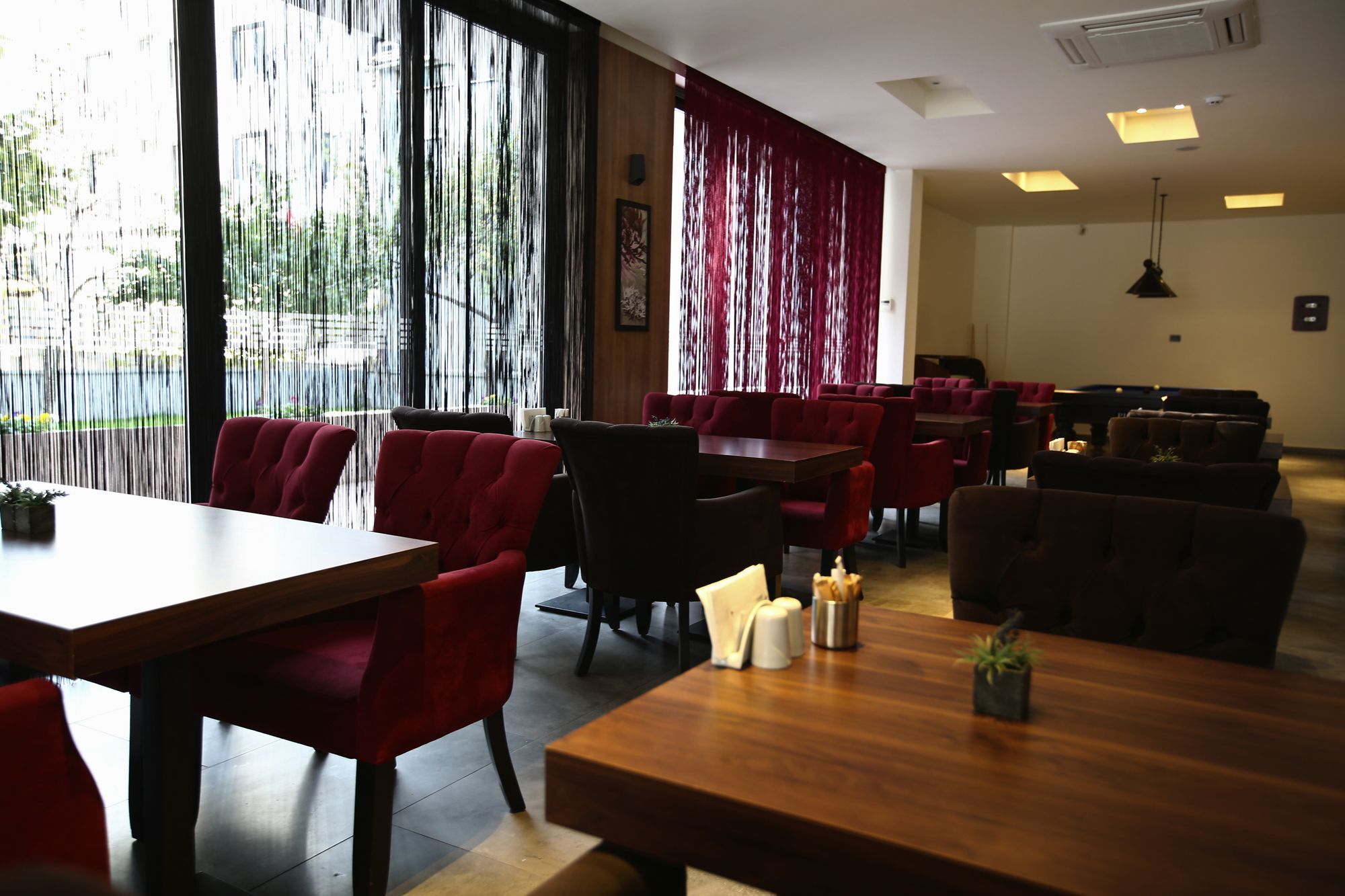 אודיירן Kalevera Hotel מראה חיצוני תמונה