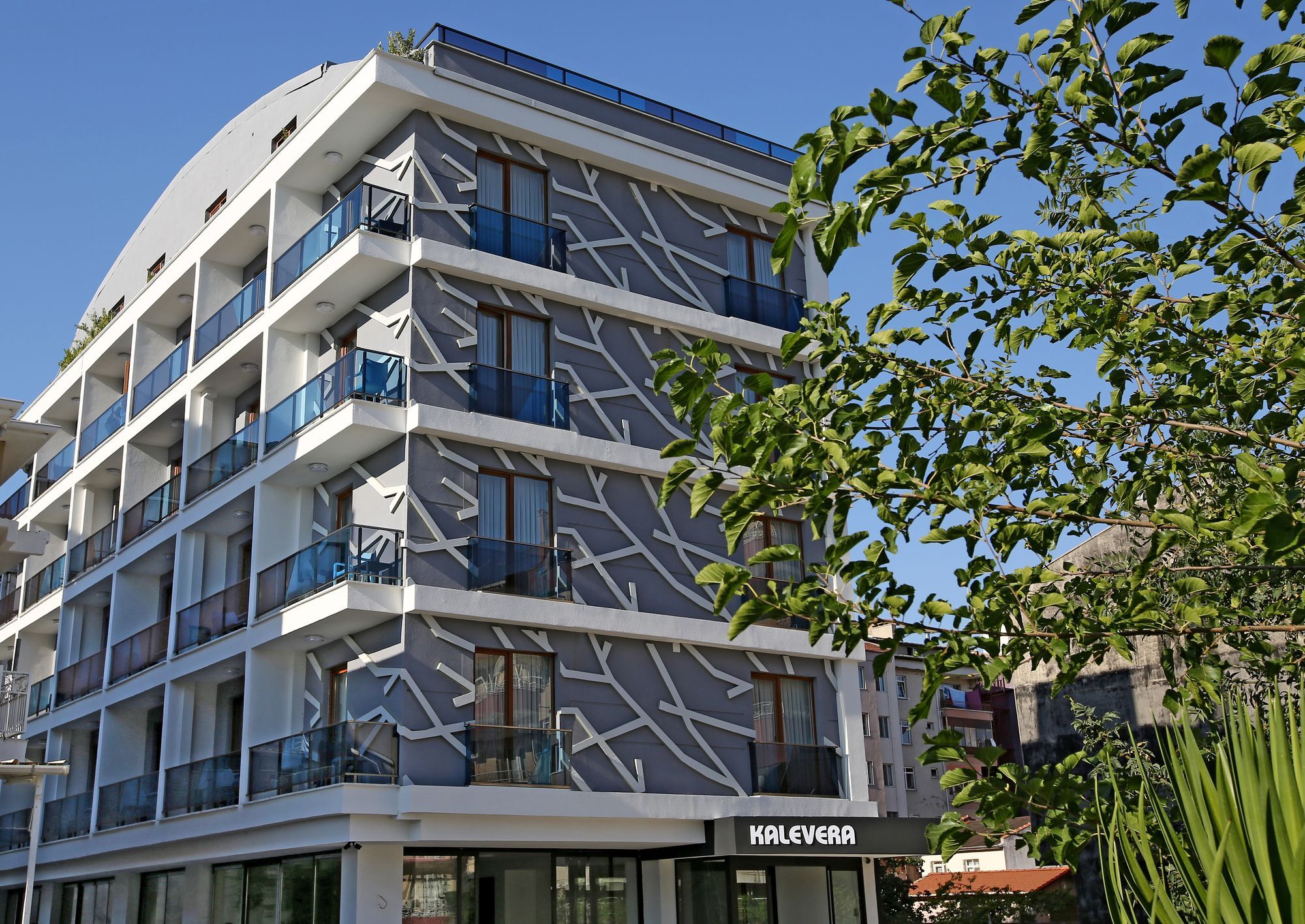 אודיירן Kalevera Hotel מראה חיצוני תמונה